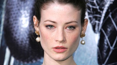 Seperti Chester Bennington, 5 Selebriti Wanita Ini Juga Tewas Gantung Diri