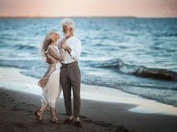 Relationship Goals, Pasangan Lansia yang Mesra Sampai Tua