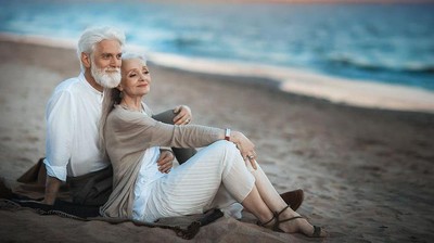 Relationship Goals, Pasangan Lansia yang Mesra Sampai Tua