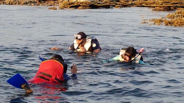 Intip Gaya Sri Mulyani Piknik di Labuan Bajo