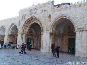 Imam Masjid Al-Aqsa Sempat Ditangkap Israel, Ini Alasannya