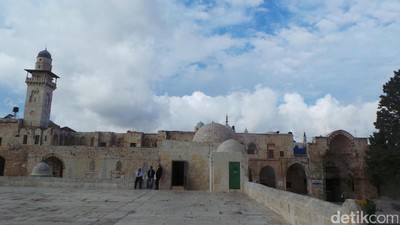 Foto: Betapa Sakralnya Masjid Al Aqsa