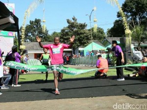 Pelari Kenya Jawara Banyuwangi Ijen Green Run 2017