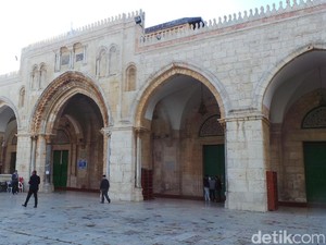 Ketegangan di Al-Aqsa dan Tekanan untuk PM Israel Netanyahu