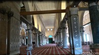 Interior di dalam Masjid Al Aqsa (Foto: Erwin Dariyanto/detikcom)