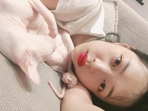 Resign karena Tekanan Mental? Kamu Nggak Sendiri, Sulli f(x) Juga Mengalami