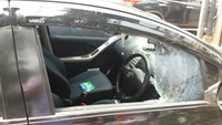 Defy kemudian berencana melaporkan peristiwa itu ke Polsek Tebet. Saya nanti lapor ke Polsek Tebet, kata Defy.