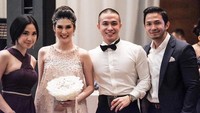 Stevie dan Anggi saat menggelar resepsi pernikahan Juli 2017 lalu. Foto: Dok. Instagram/nikki_fz