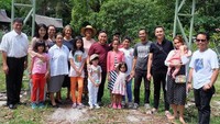 Foto tersebut langsung diposting Ussy dan Andika dalam akun Instagram masing-masing. (Foto: Dok. Instagram/ussypratama)