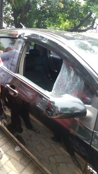 Lagi Makan Sop Konro, Mobil Petinggi PP Muhammadiyah Dirusak