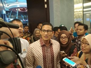 Sepi Pengunjung, Glodok Disulap Sandiaga Jadi Pusat Olahraga