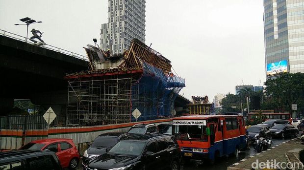 Penampakan Terkini Proyek Flyover Pancoran