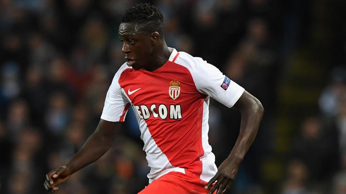 Bek sayap baru Manchester City Benjamin Mendy (Foto: Stu Forster/Getty Images)