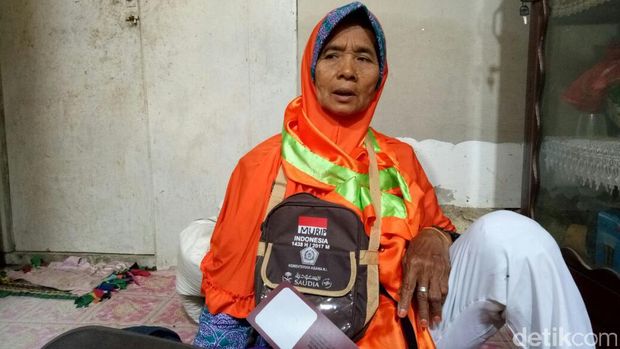 Kisah Nenek Pemulung dan Pemijat asal Lamongan Bisa Berangkat Haji