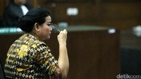 Anggota DPR Miryam S Haryani mengajukan nota keberatan atau eksepsi dakwaan dalam perkara keterangan tidak benar terkait sidang terdakwa Irman dan Sugiharto.