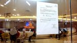 Kantor First Travel Kembali Didatangi Jemaah Umrah