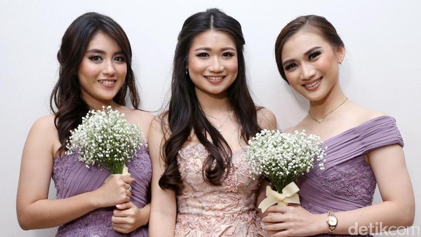 Cantiknya Nabilah , Melody JKT48, dan Sonya di Pernikahan Fendy Chow dan Stella