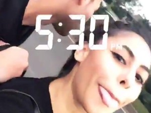 Heboh! Video Valerie Thomas Naik Ojek Online Bareng Axel Matthew Thomas