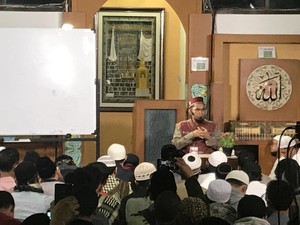 Berawal dari Mimpi Bertemu Rasul, Dakwah Adi Hidayat Sesak Atensi