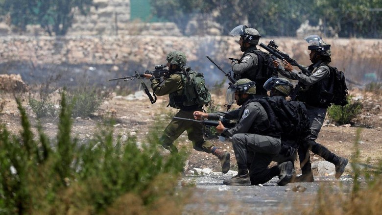 Bentrok dengan Tentara Israel, 2 Remaja Palestina Tewas Bentrok dengan Tentara Israel, 2 Remaja Palestina Tewas