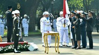 729 Capaja TNI-Polri itu terdiri dari 225 Perwira Remaja TNI AD, 94 orang Perwira Remaja TNI AL, 118 Perwira Remaja TNI AU, dan 292 Perwira Remaja Polri. Pool/Puspen TNI.