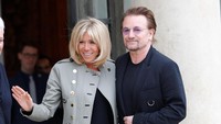 Bono tiba di Istana Elysee. Ia juga bertemu dengan Emmanuel Macron.