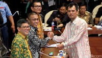 Rapat dipimpin oleh Wakil Ketua Pansus Hak Angket KPK Masinton Pasaribu di gedung DPR, Senayan, Jakarta, Selasa (25/7/2017).