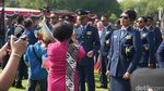 Haru Bangga Lulusan Akademi TNI-Polri Bersama Keluarga di Istana