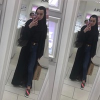 Tak hanya selfie, beberapa kali Waliyha juga sering OOTD dengan busana tertutup. Foto: Dok. Instagram