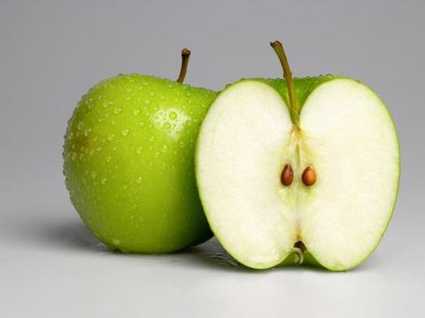 Daftar Makanan Sehat yang Justru Bisa Bikin Perut Kembung (2)