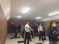 Ada Underpass, Penumpang dari Bekasi Pilih Turun di Stasiun Tebet