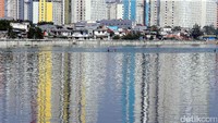Selain ini danau ini juga dimanfaatkan warga untuk oleh raga air.