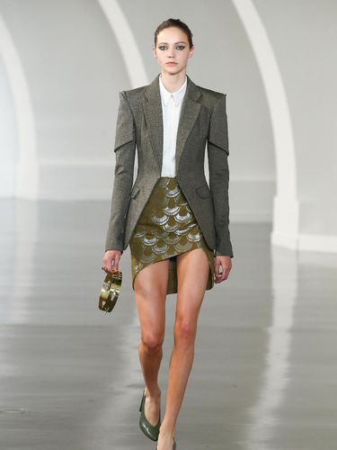 Sentuhan Songket di Koleksi <i>Couture</i> Kontemporer Didit Hediprasetyo