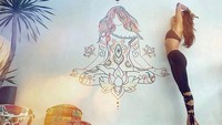 Sophia yang setahun lebih tua dari Sofia Vergara itu juga rutin berolahraga untuk menjaga kebugarannya. (Dok. Instagram/sophia_latjuba88)
