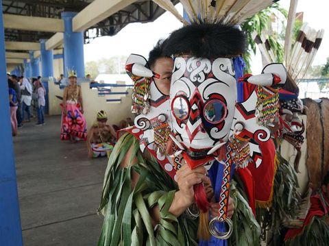 Tari Hudoq Suku Dayak, Tenggarong, Kutai Kartanegara, Kalimantan Timur