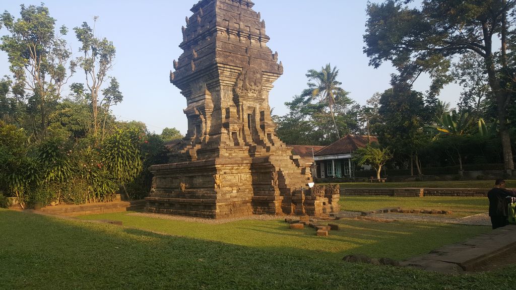 candi