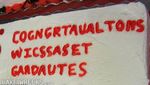 Waduh! Tulisan Kue Ulang Tahun Ini Ketahuan Typo Saat Sudah Jadi