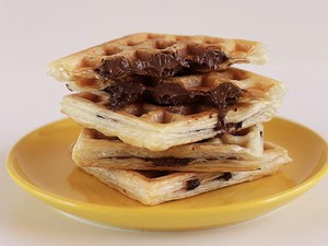 Nyam! Ini Croffle, Croissant Bentuk Waffle yang Gurih Renyah
