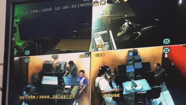 Polisi Ciduk Pembunuh Leonardo di Cempaka Putih Polisi Ciduk Pembunuh Leonardo di Cempaka Putih