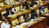 Seperti diketahui, guna memenuhi komitmen Automatic Exchange of Information (AEoI), OECD telah menetapkan bahwa perlunya aturan-aturan serta beberapa fasilitas lainnya yang disesuaikan dengan standar internasional. Perppu ini sengaja diterbitkan mengingat sempitnya waktu yang dibutuhkan oleh pemerintah jika harus menunggu revisi Undang-Undang (UU) Ketentuan Umum dan Tara Cara Perpajakan (KUP). Untuk itu, pemerintah pun mengambil tindakan cepat dengan menerbitkan Perppu ini. Istimewa/Facebook Sri Mulyani.