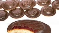 Biskuit ini memadukan jeruk dan rasa cokelat. Pilihan pengisi waktu luang yang enak dari Inggris.