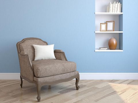 rumah bercat biru