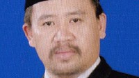 Daeng Muhammad (Komisi III, Fraksi PAN). Bertugas di Komisi III yang membidangi hukum, HAM dan keamanan.