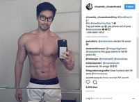 Tetap sixpack dan berotot berkat rutin latihan (Foto: @chuando_chuandoandfrey)