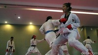 Pengurus Besar Federasi Olahraga Karate-Do Indonesia (PB FORKI) mengatakan hingga kini peralatan tanding untuk SEA Games 2017 Malaysia belum juga dikirim. Begitu juga soal akomodasi atlet yang masih tertunggak selama tiga bulan, April-Juni 2017.