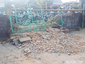 Dokter Joko Minta Maaf Usai Mobilnya Seruduk Candi Kidal
