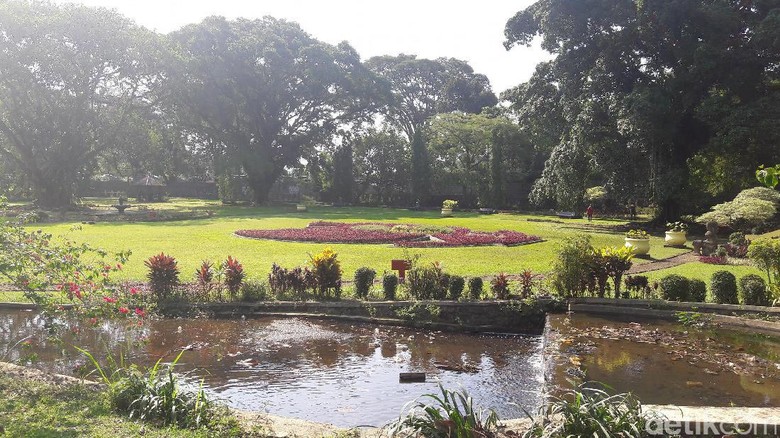 Taman Bhineka Kebun Raya Bogor