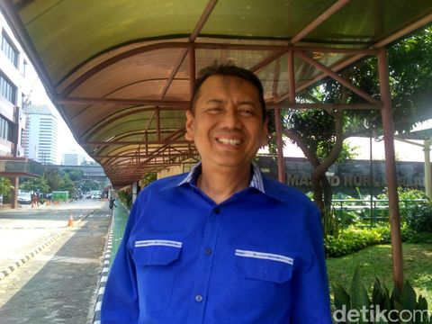 Kapitra Ampera usai menyambangi Bareskrim Polri, Rabu (26/7/2017)