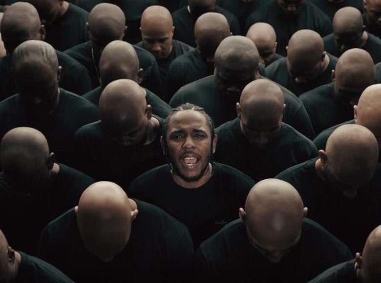 Kendrick Lamar Harus Segera Bikin Lemari Piala Kendrick Lamar Harus Segera Bikin Lemari Piala