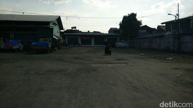 Pasar Induk Beras Cipinang sepi